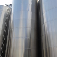 Flat-bottom tanks, capacity of up to 1 million litres