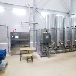 Complete fruit concentrate and puree production line