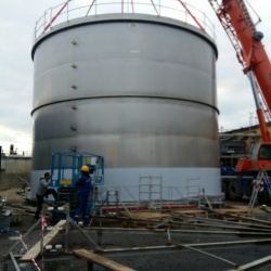 Construction of a large-size tank