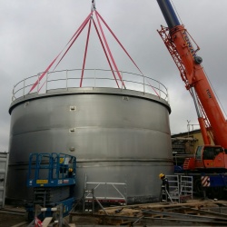 Construction of a large-size tank