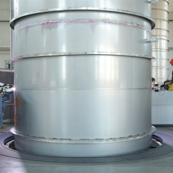 Vollautomatische Anlage mit europaweit modernster Technologie zur Herstellung von Edelstahlbehältern in Betrieb genommen